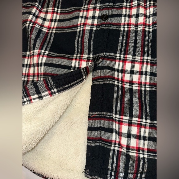 Boston Traders Men’s Sherpa Lined Shacket Jacket Black White Red Plaid Size M - Picture 4 of 11